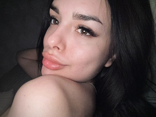 No makeup!