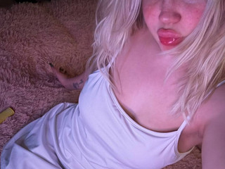 Nudes