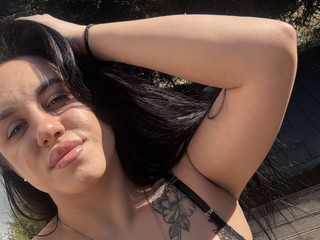 23