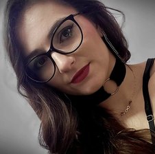 BellaFlirt