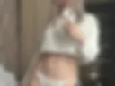18+ Salfie (106 tkn)