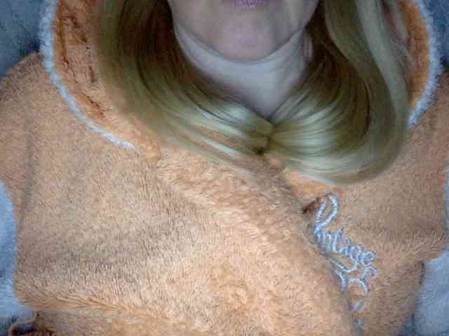 BlondyVio webcam