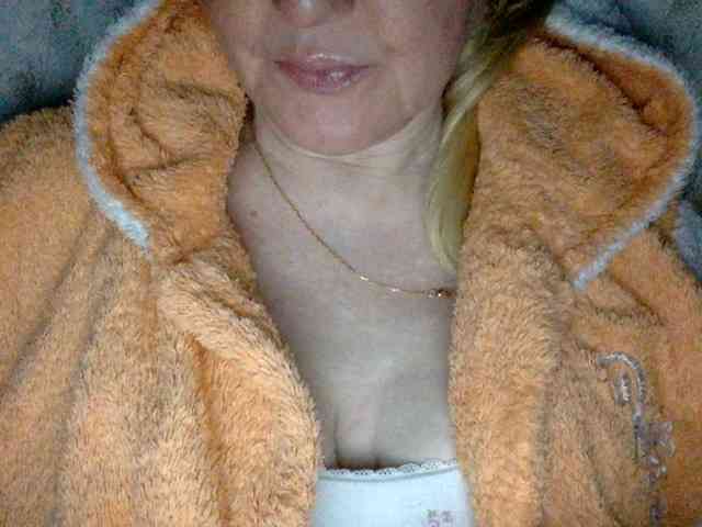 BlondyVio webcam