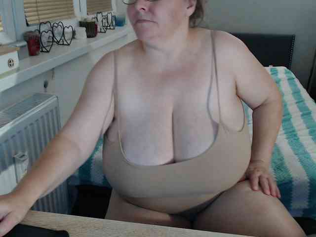 Bessy123 webcam
