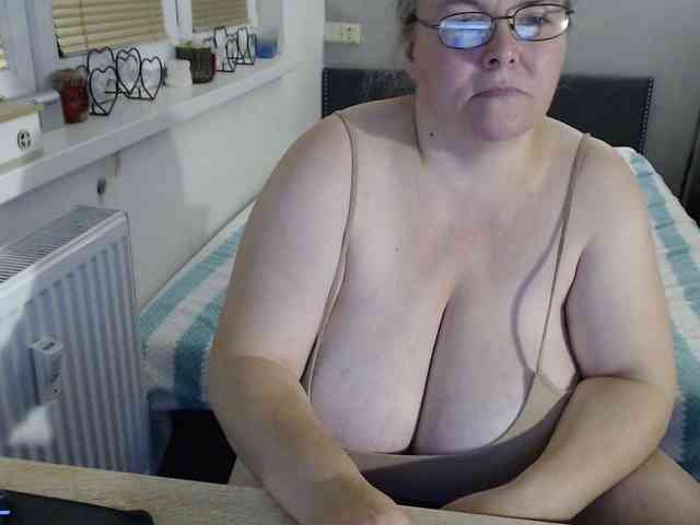 Bessy123 webcam