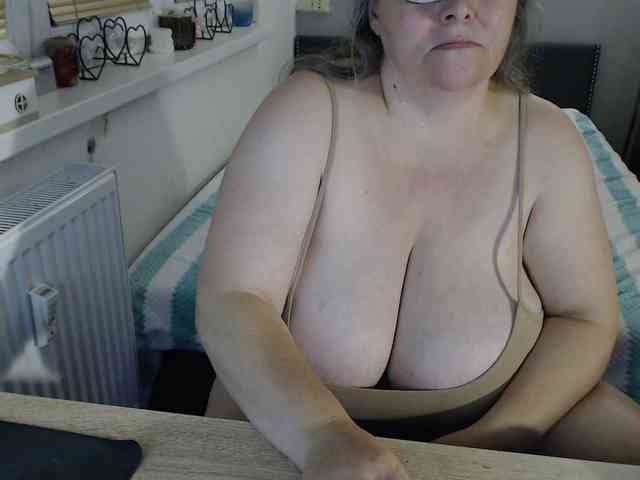 Bessy123 webcam