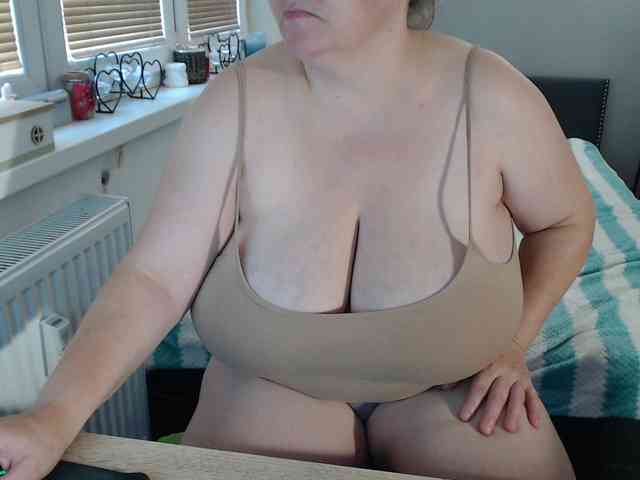 Bessy123 webcam