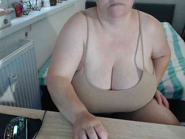 Bessy123 webcam