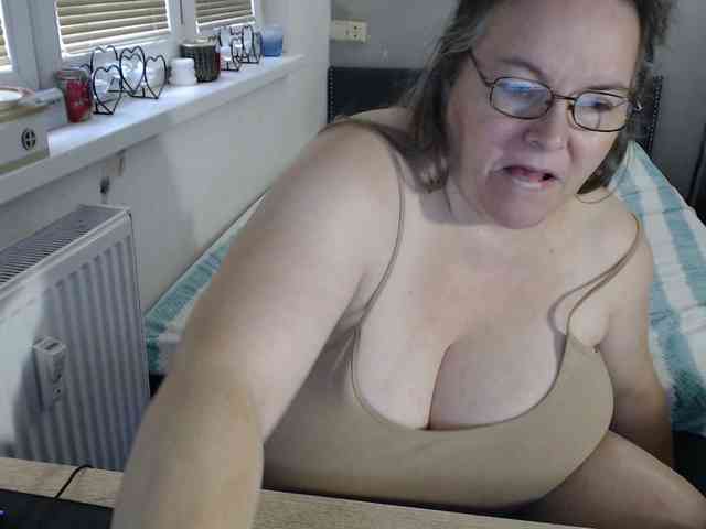 Bessy123 webcam