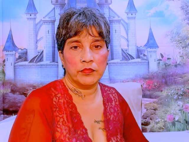 indianroxy webcam
