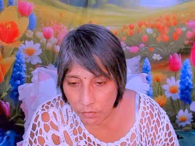 indianroxy webcam