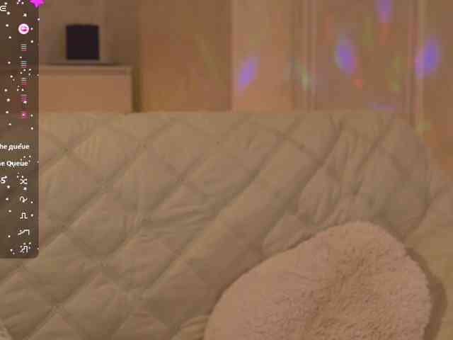 RoyalW webcam