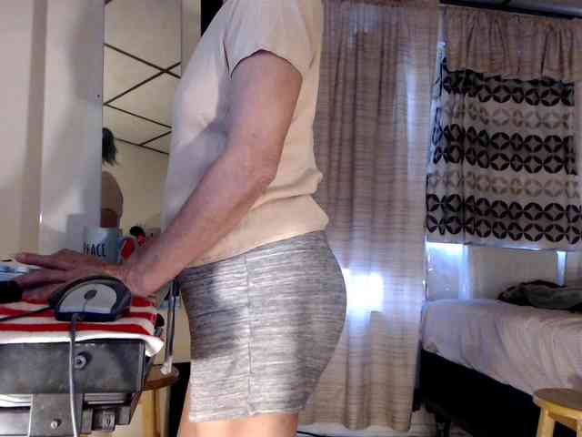 FIXMYASSTOO webcam