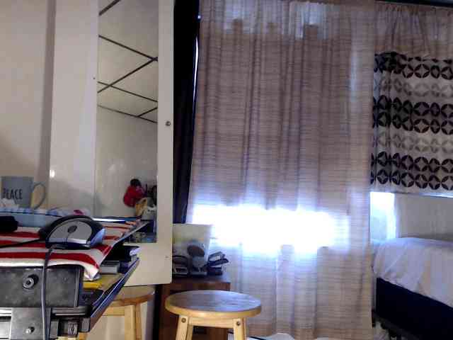 FIXMYASSTOO webcam