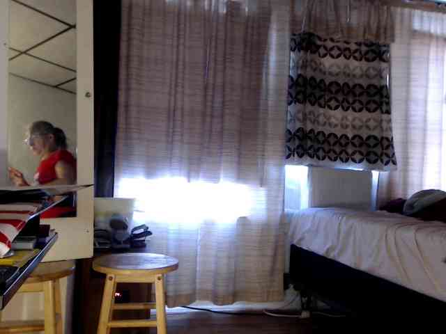 FIXMYASSTOO webcam