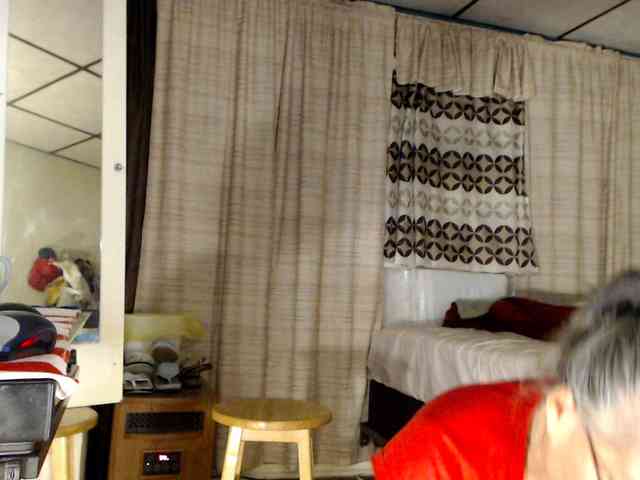 FIXMYASSTOO webcam
