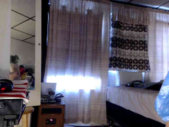FIXMYASSTOO webcam