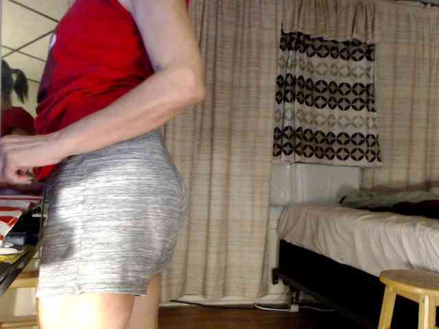 FIXMYASSTOO webcam