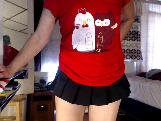 FIXMYASSTOO webcam
