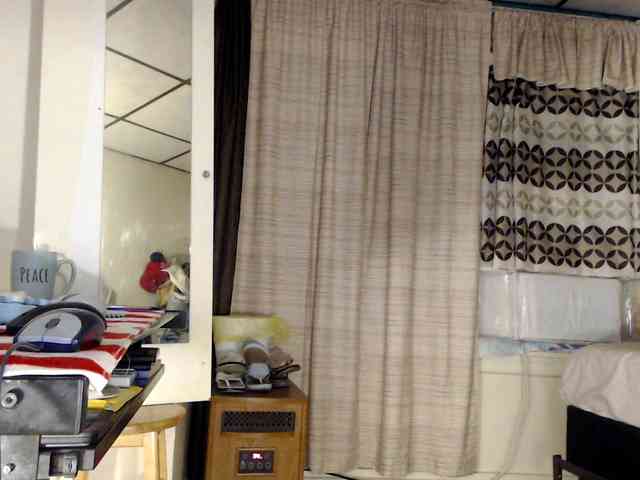 FIXMYASSTOO webcam
