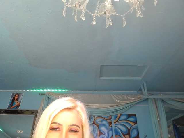 adrianna_fox webcam