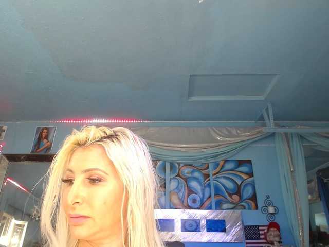 adrianna_fox