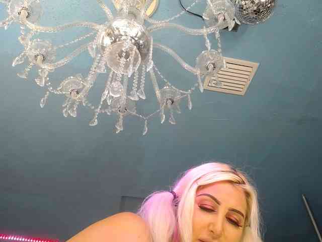 adrianna_fox webcam