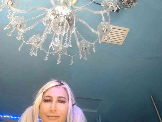 adrianna_fox webcam