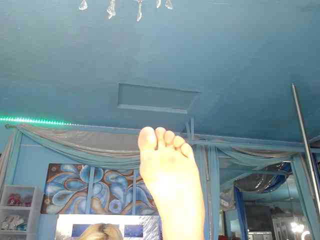 adrianna_fox webcam