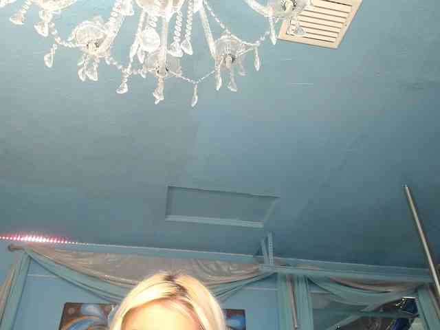 adrianna_fox webcam