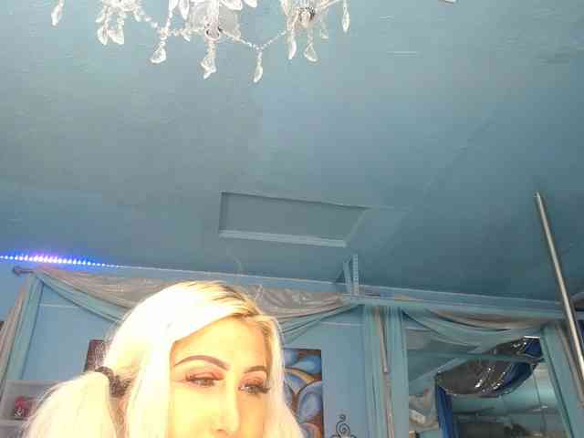 adrianna_fox webcam