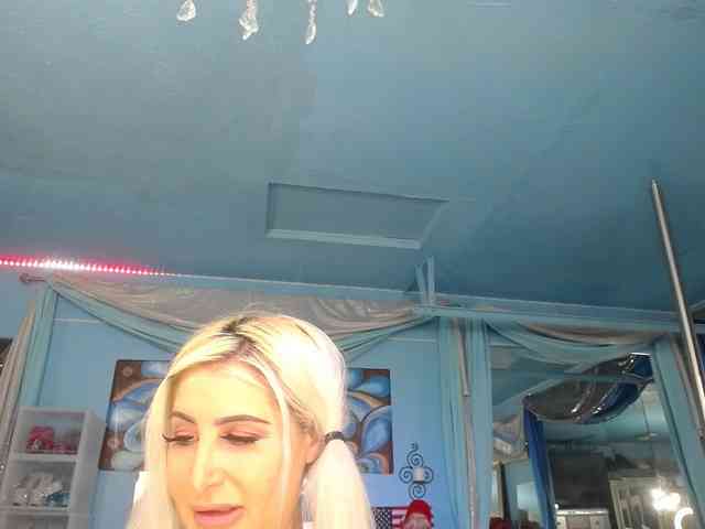 adrianna_fox webcam