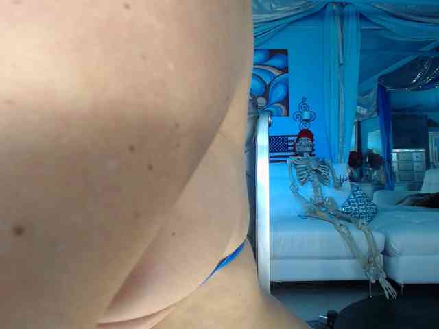 adrianna_fox webcam