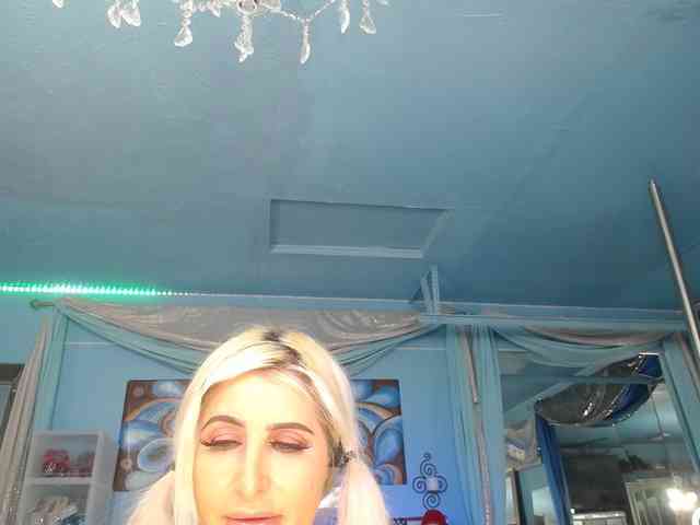 adrianna_fox webcam