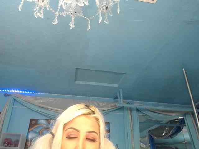 adrianna_fox webcam