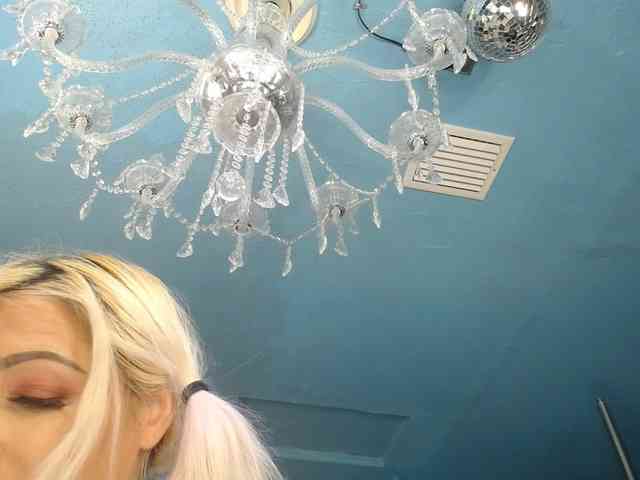 adrianna_fox webcam