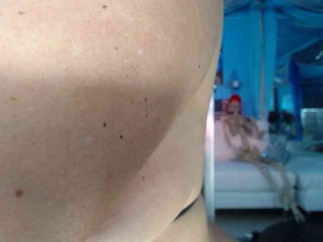 adrianna_fox webcam