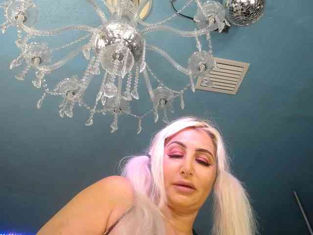 adrianna_fox webcam