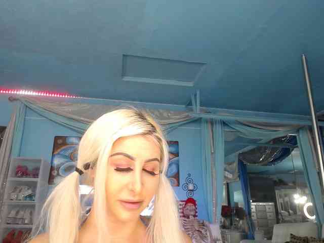 adrianna_fox webcam