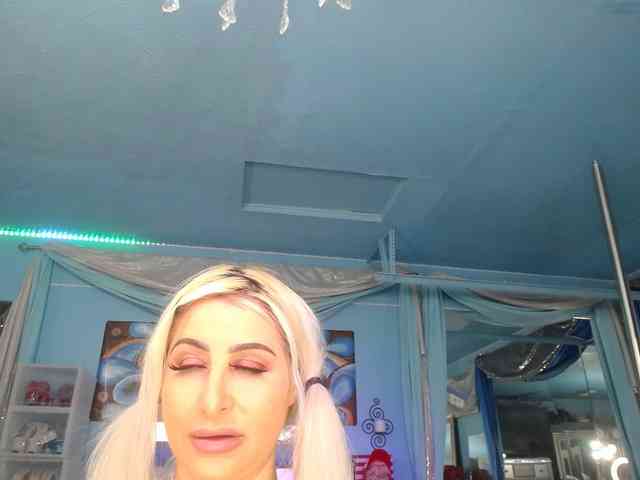 adrianna_fox webcam