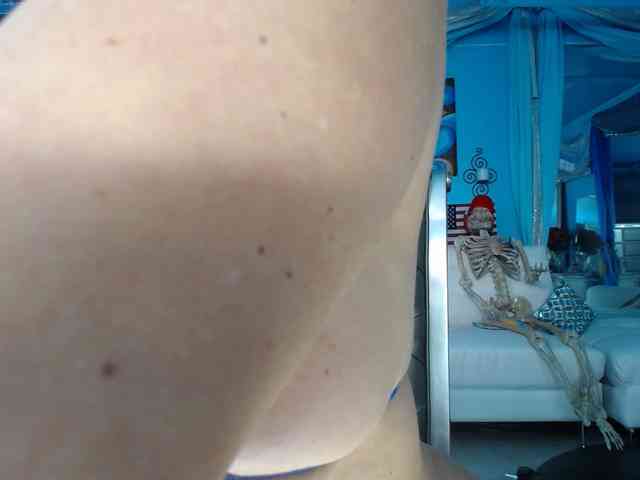 adrianna_fox webcam