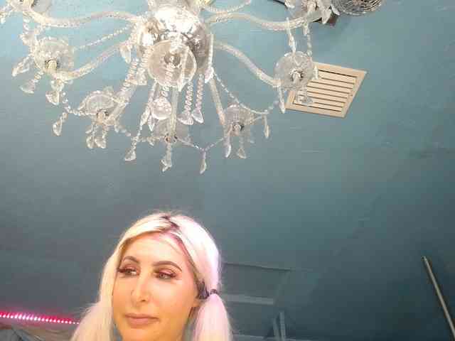 adrianna_fox webcam