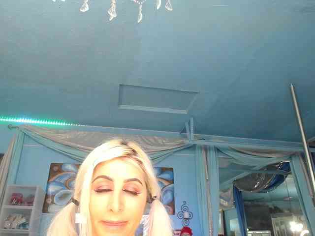 adrianna_fox webcam