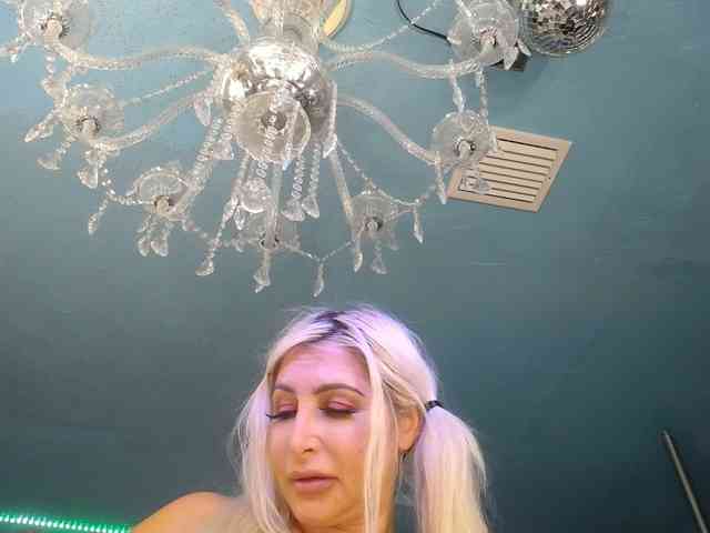 adrianna_fox webcam