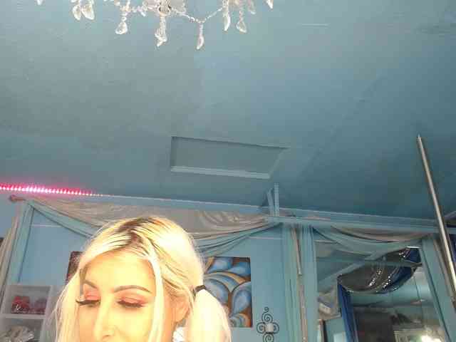 adrianna_fox webcam