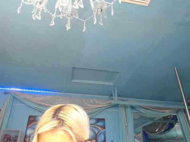 adrianna_fox webcam
