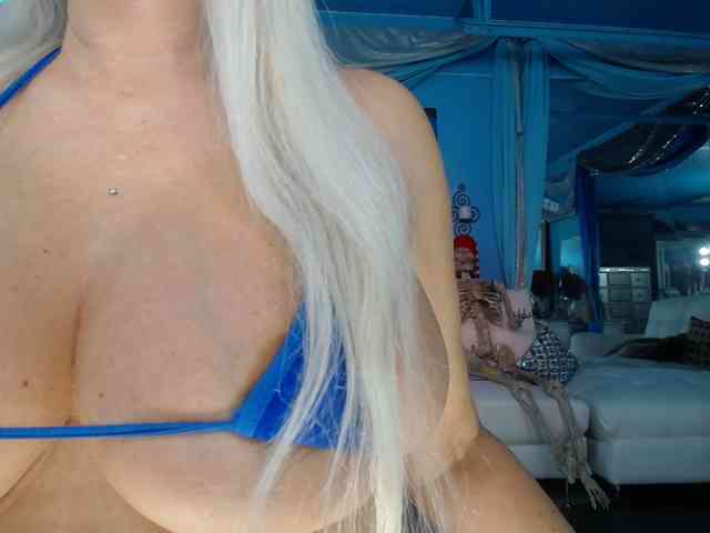 adrianna_fox webcam