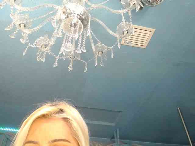 adrianna_fox webcam