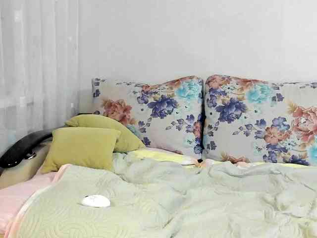 Lisa1225 webcam