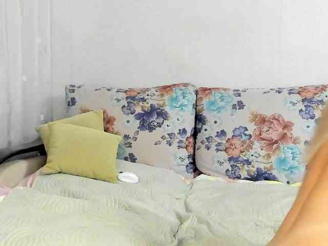 Lisa1225 webcam